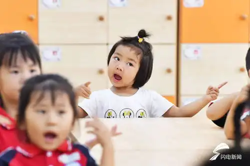 幼儿园开学微表情萌态百出
