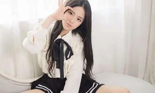 韦神和女友隔空甜蜜合唱韦神杨超越唱法让人头皮发麻
