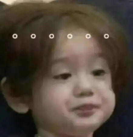 女玩家深夜口述被男友囚禁家暴,数万网友在线出谋划策
