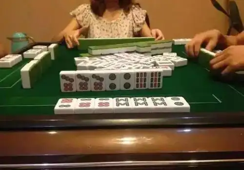 结婚路上新娘百般刁难,婚后好吃懒做,婆婆生病不管不顾真恶儿媳
