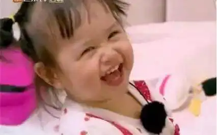 包贝尔女儿取代甜馨成综艺一姐,强大表情包来袭
