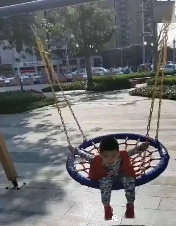 嗨皮牛耶东方明珠萌娃们的春节实在太精彩啦速来围观
