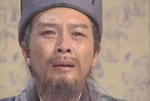 关羽为何华容道放曹操只是为了感恩,原来是我们太单纯了