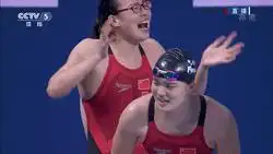 百变少女傅园慧今早拿到铜牌,新一轮表情包拿走不谢
