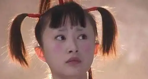 刘亦菲版花木兰妆容被网友玩坏,制作成了各种搞笑表情包

