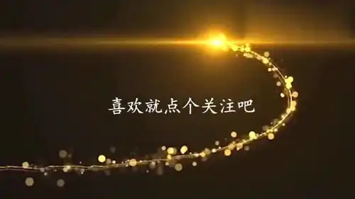 年轻父母生孩子就是为了好玩,给宝宝吃柠檬,这表情真是太搞笑了
