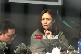 独家嘟嘴瞪眼嘬腮帮刘芸表情包上线