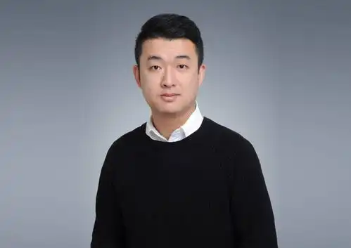 能够做好酒水包装,那么其他领域问题也不大凌云创意邓雄波专访
