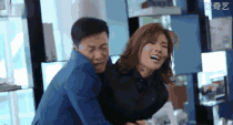 为什么男人不爱女强人
