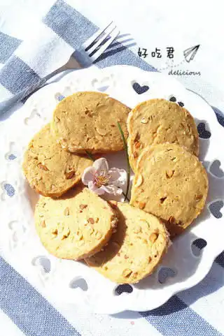 咖啡花生小饼干的做法咖啡花生小饼干怎么做吃好吃的喽520的菜谱
