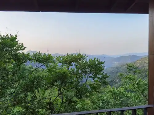 济南750米山巅上的野奢秘境,承包了无数人向往的浪漫