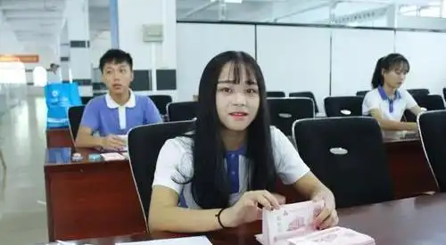 工作时间越长待遇越好的工作,家长一定要注意,早知道早好
