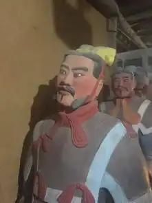 山寨兵马俑辣眼睛山寨兵马俑被销毁
