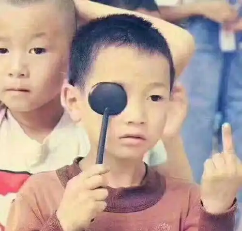 搞笑gif笑话又把老婆惹毛了,道歉了也没用
