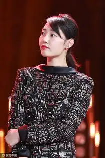 组图白百何出轨门后现身颁奖大秀美背表情木讷
