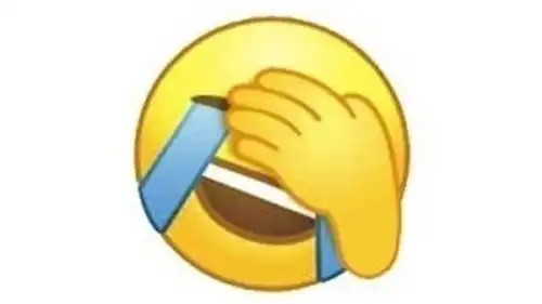 99网友都爱用微信这个捂脸表情太贱了

