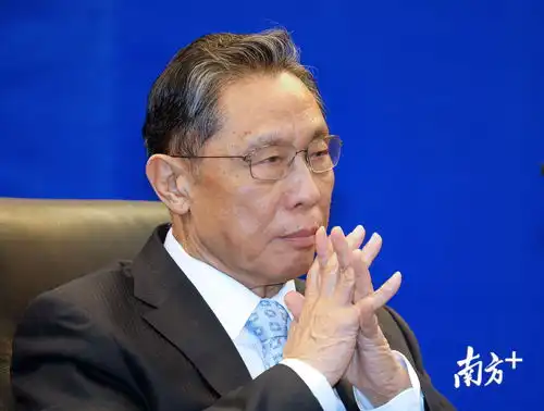 图集丨钟南山院士的这些微表情
