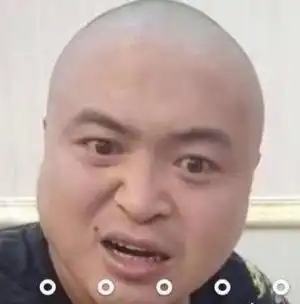 组里是不是清融反串黑很多