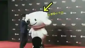 我醉了,世上怎么会有如此容颜存在,不科学太不科学了
