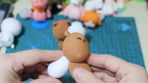 它的另一伴超轻粘土表情包制作过程
