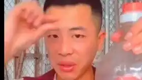 无能狂怒大叔惨遭网石白给新出的动态头像该如何使用
