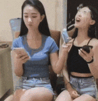 搞笑gif段子请告诉我,这到底是不是魔术,谁能解释一下
