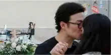 汪峰亲吻章子怡,章子怡肢体动作亮了
