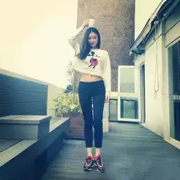 从她身上,我深深地意识到爱笑的女孩运气都不会太差...
