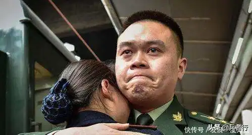我手里接过了无数张车票,却没有一张能让我回家
