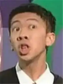 曾经,他是鬼畜区的王者,表情包的代言人如今,他已成为了香港的中文老师手机新浪网
