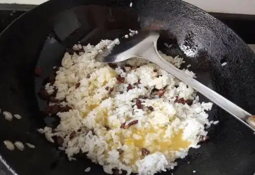 水果不要只会吃了,原来用来做饭更美味,三下两下就2大碗下肚了
