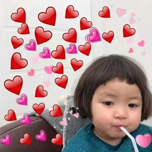 罗熙表情包给你我的小心心
