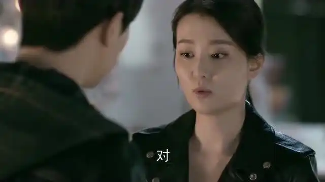 欢乐颂2关关父母突然拜访,谢童没有思想准备,表情很不情愿
