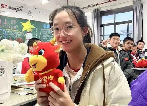 嗨皮牛耶,送你一只小红牛
