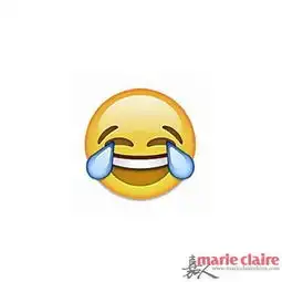 女星超模争做行走的emoji表情包当心小细纹
