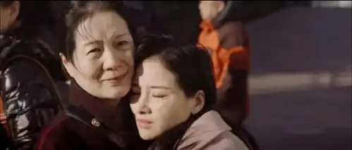 你后悔帮女儿带娃吗这位妈妈的真实回答,让无数人沉默......
