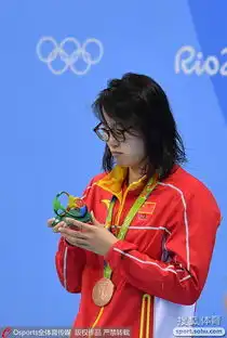 傅园慧表情包又升级大白杨摸头杀
