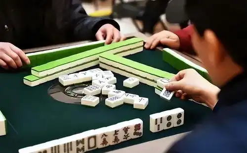 在中国小县城,普通人的生活究竟有多悠闲
