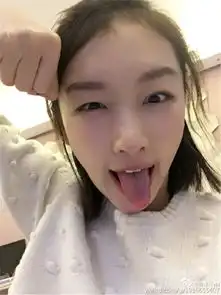 自称少女的周冬雨其实就是个实力表情包
